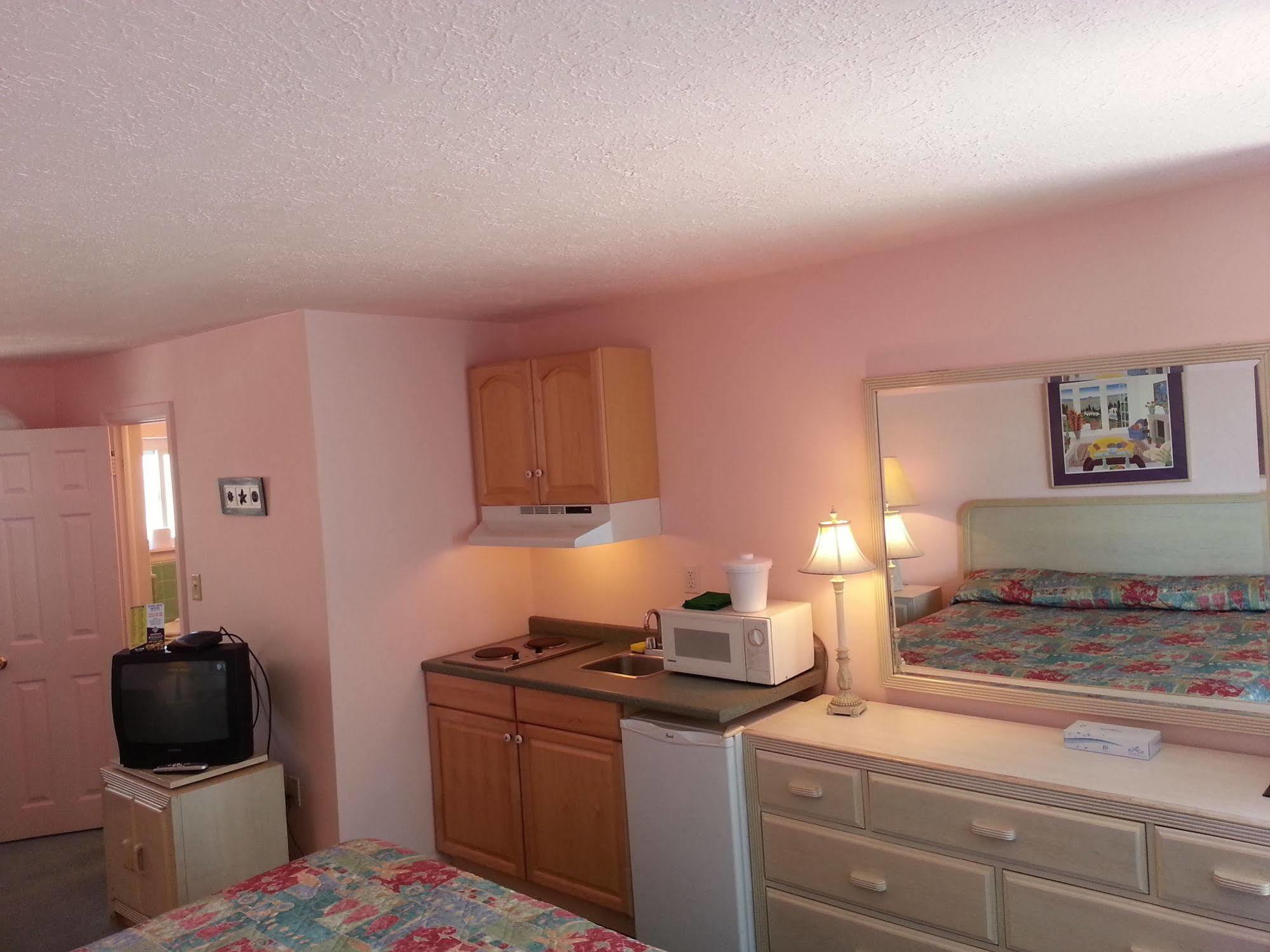 Sandbox Motel Уайлдууд Екстериор снимка
