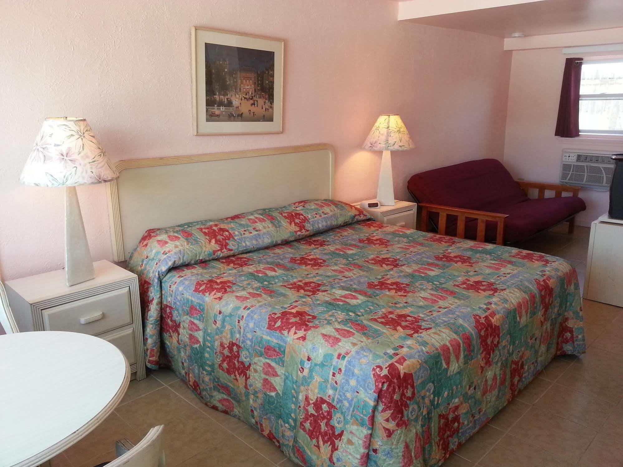 Sandbox Motel Уайлдууд Екстериор снимка